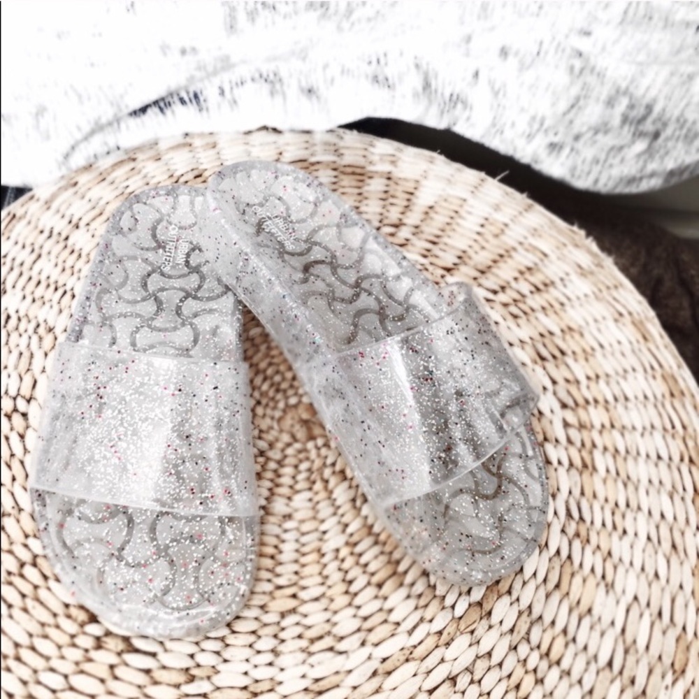 URBAN OUTFITTER JELLY SLIDES
